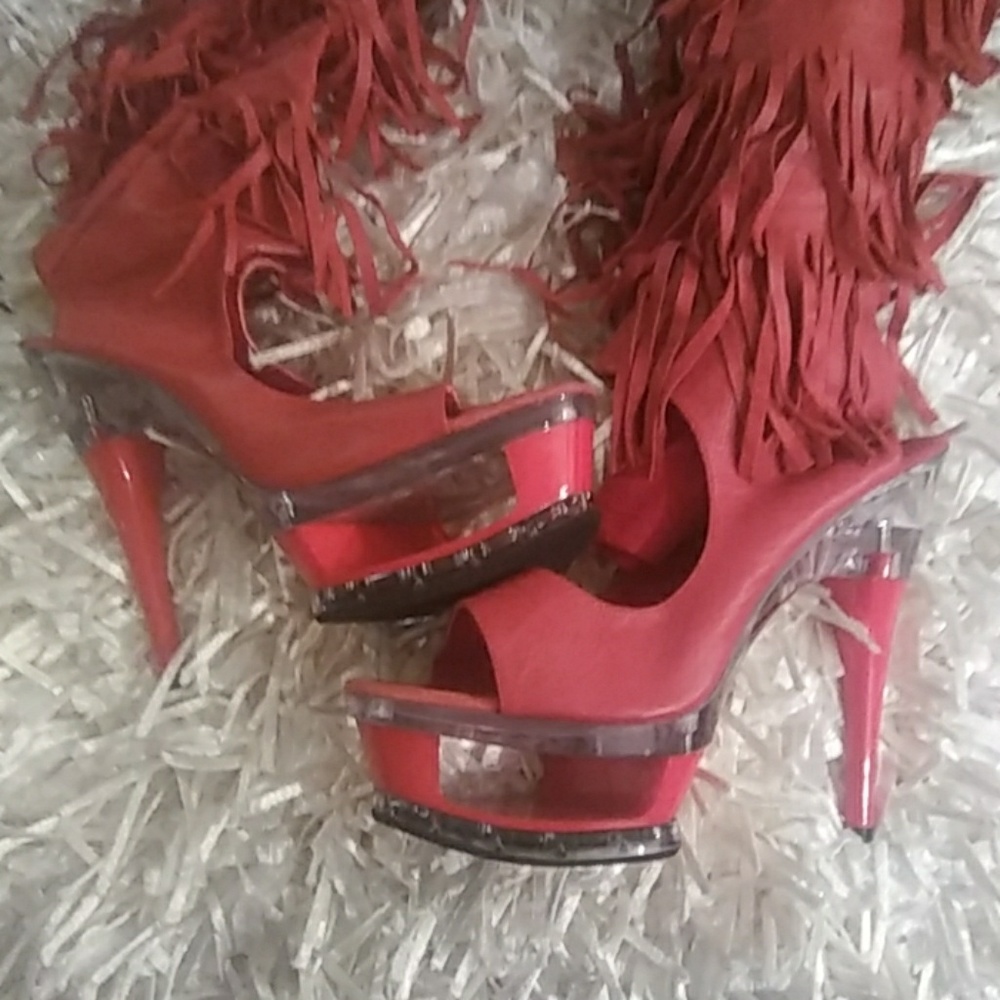 Shoes - Picture 2 of 4
